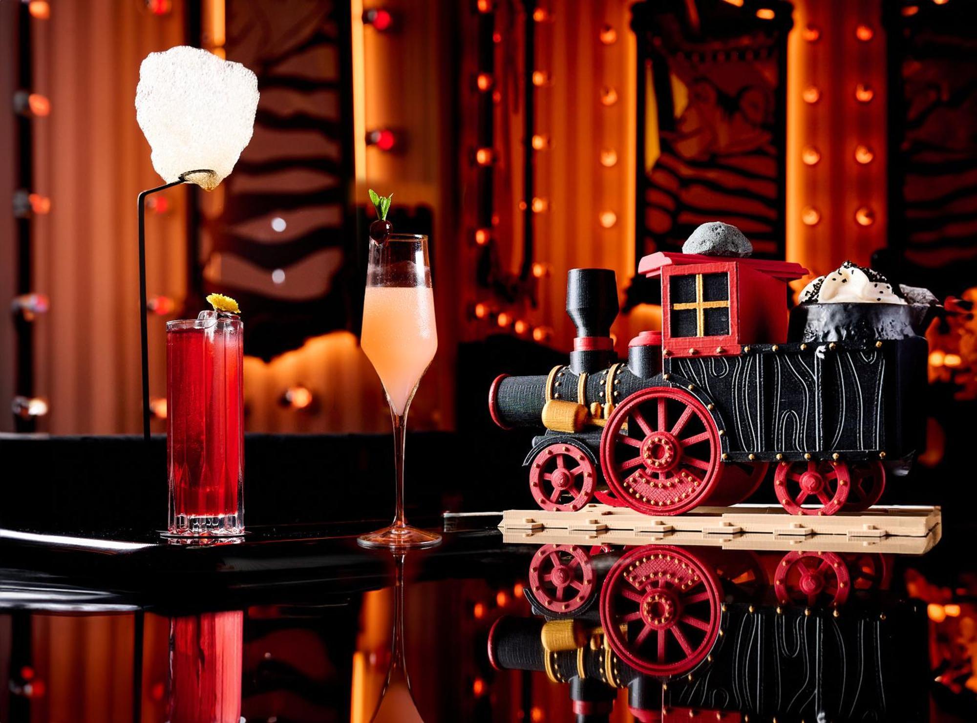 Five Luxe Dubai Exterior foto The bar at the Mandarin Oriental, Munich